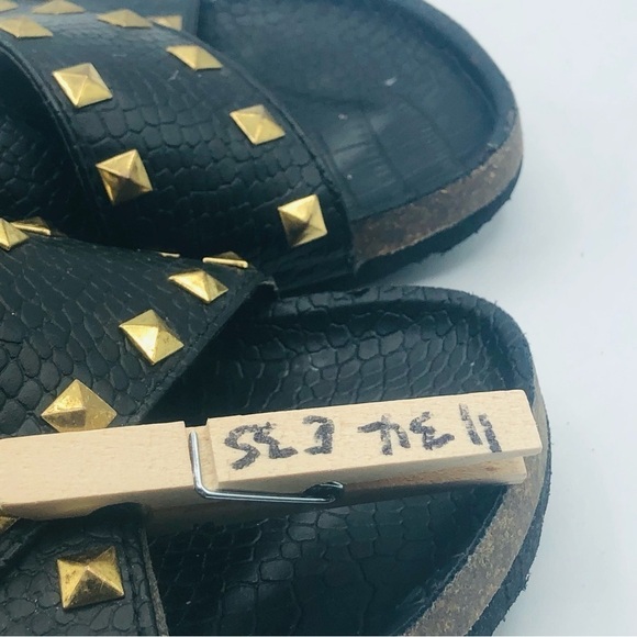 Joe boxer women's black slides with gold studs size 7 1/2 - Picture 7 of 7